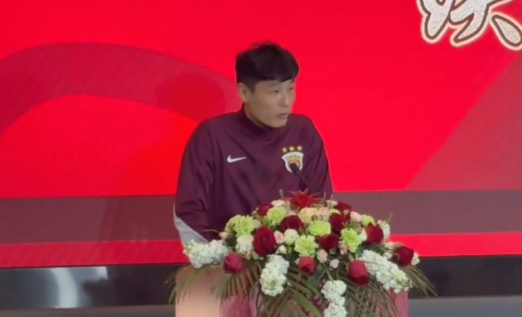  滬媒：遭遇三連敗開(kāi)局，上賽季雙冠王海港未盲目喊出“爭冠”口號