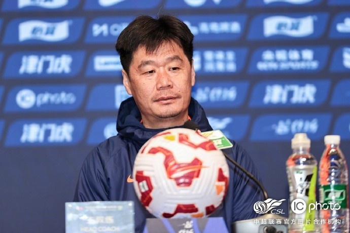  李霄鵬：希望明天比賽能打出一些新的東西，取得一個(gè)好的結果