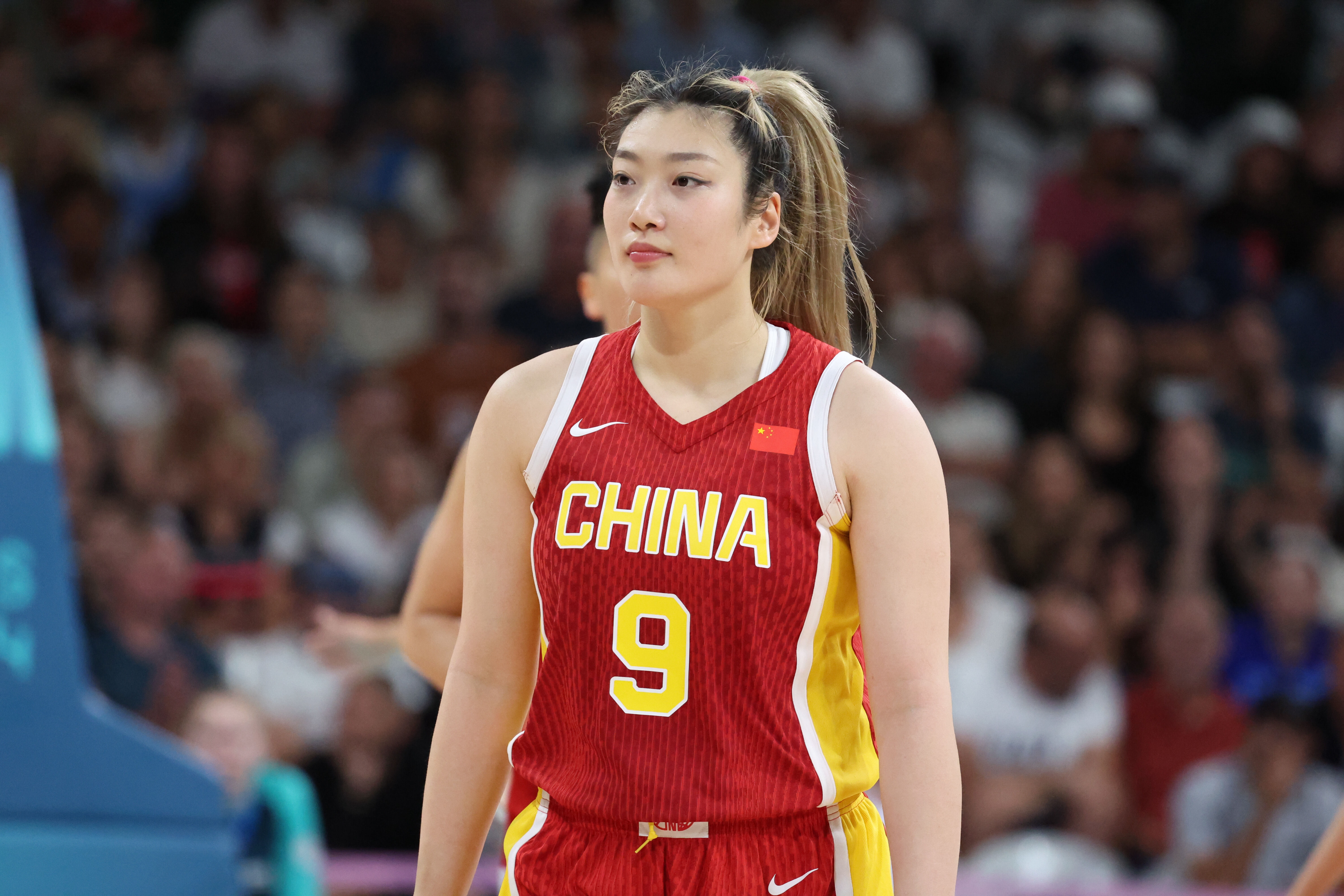  李夢(mèng)三八婦女節更博：致敬每一個(gè)我們 祝我們節日快樂(lè )！