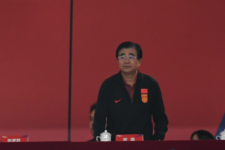  北青體育：宋凱、許基仁探班U20國青，將全程陪伴征戰U20亞洲杯