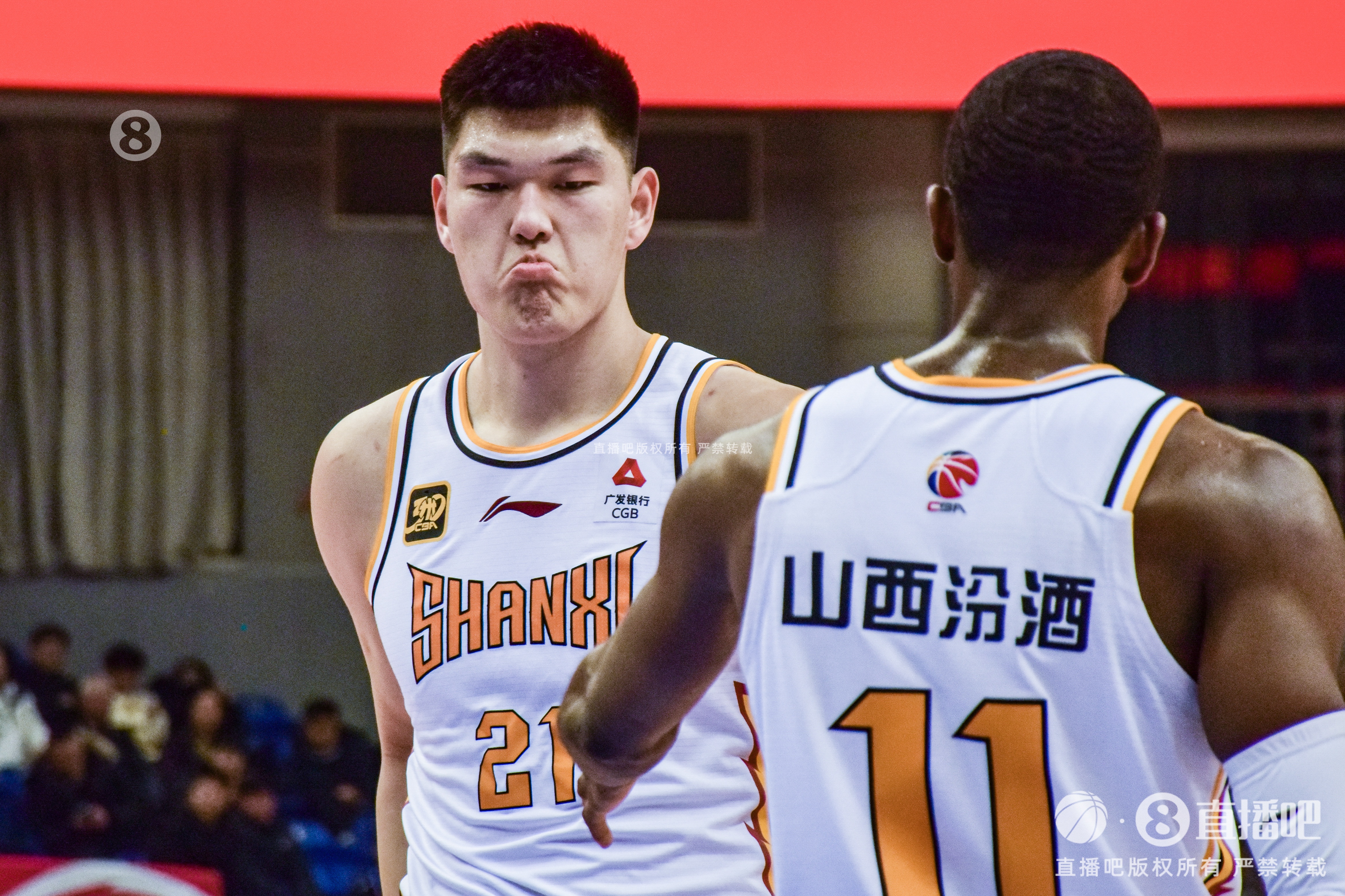  季孟年：劉傳興和法耶的內線(xiàn)組合 是山西今年蛻變的原因之一