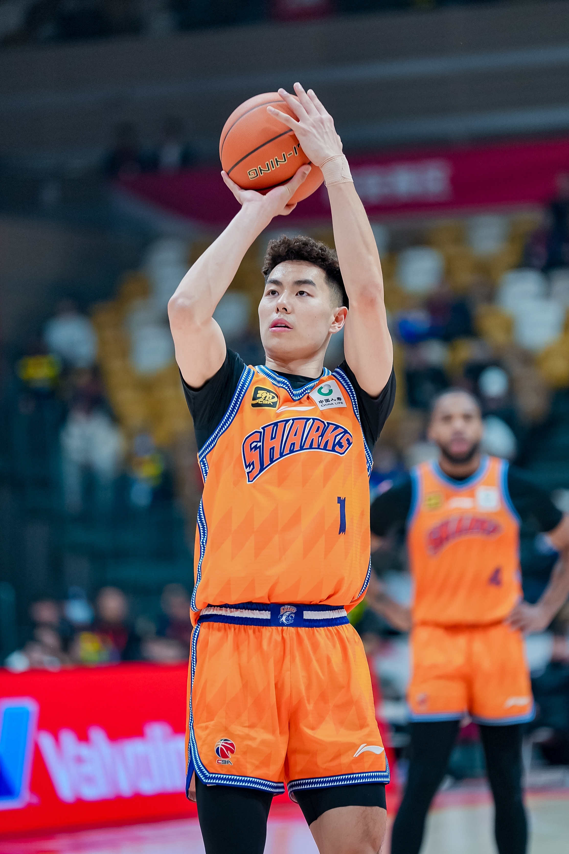 相當高效！李添榮10中7&三分7中4拿全隊并列最高18分