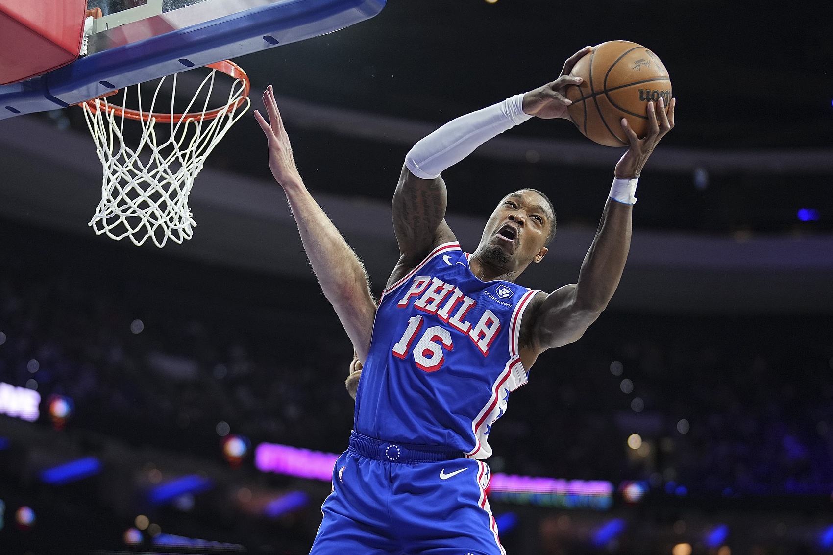  歡迎回到NBA！朗尼-沃克貢獻25分11籃板5助攻 獲得生涯首次兩雙